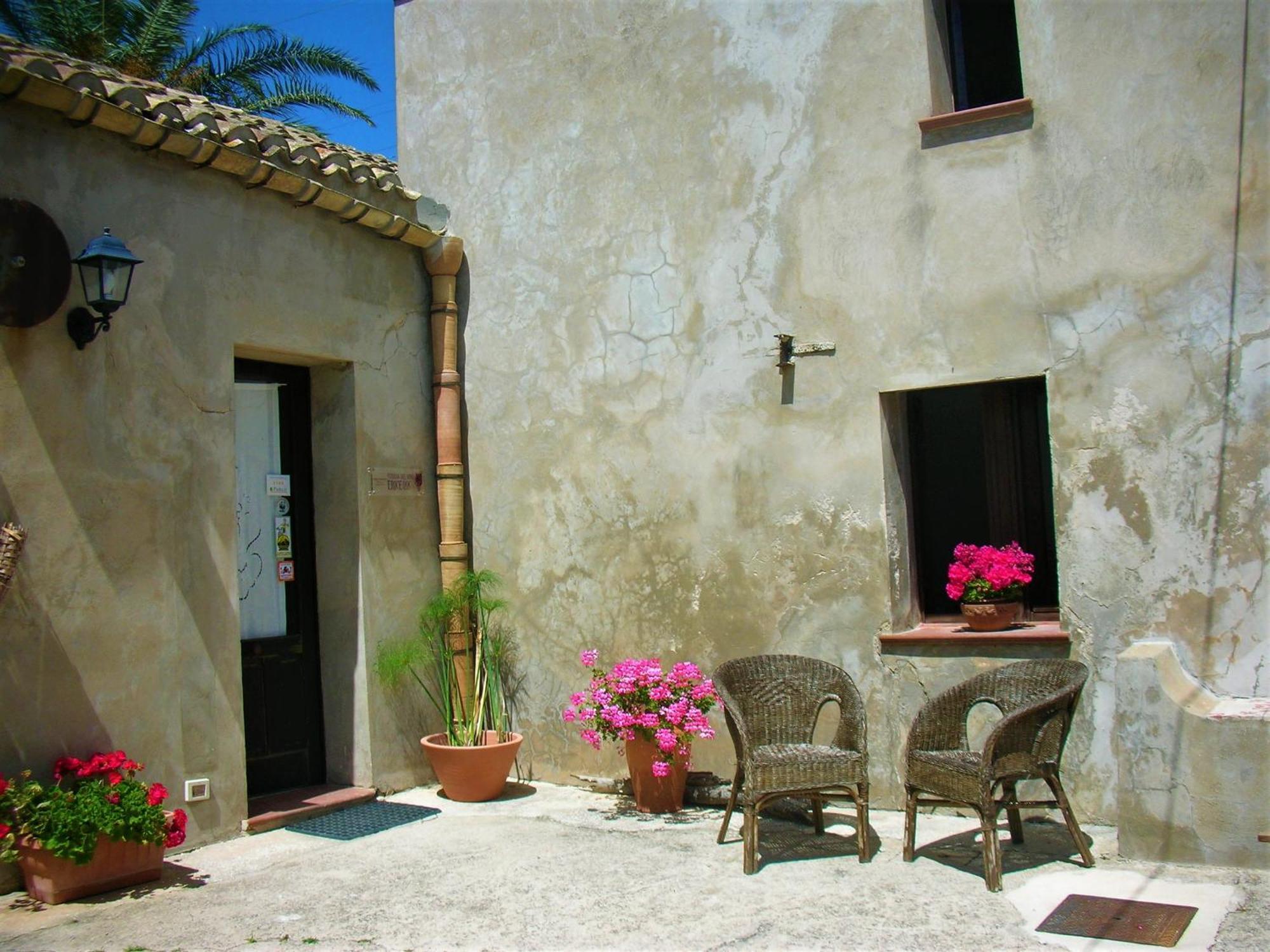 Baglio Anaste Hotel Buseto Palizzolo Bagian luar foto